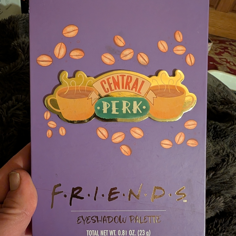 Central Perk Purple Eyeshadow Palette